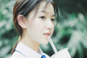 leyu乐鱼在线登录入口-曼联重返巅峰！豪取五连胜剑指英超冠军，曼联重返英超榜首