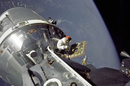 乐鱼电竞在线平台登录入口-国家体育产业创新平台发布年度研究成果，全国体育产业创新创业大赛